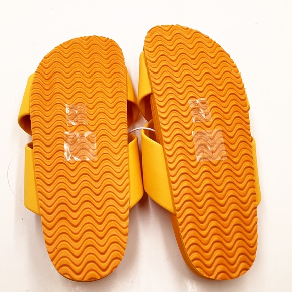 🆕{J.Crew} Marina waterproof cross-strap EVA sandals - Picture 3 of 4